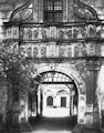 Portal gwny z 1550 roku - zdjcie z 1 maja 1920 roku